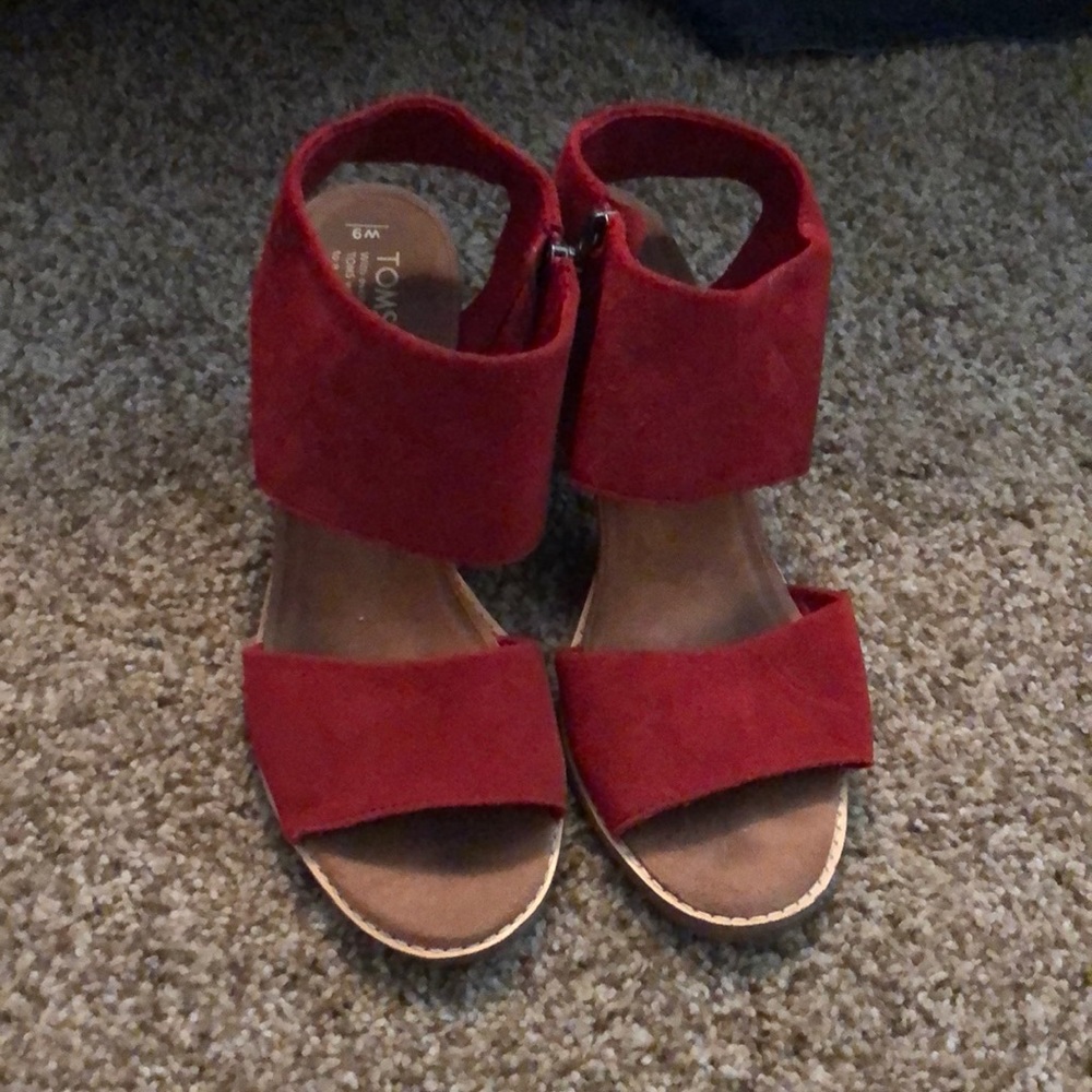Toms red sandals